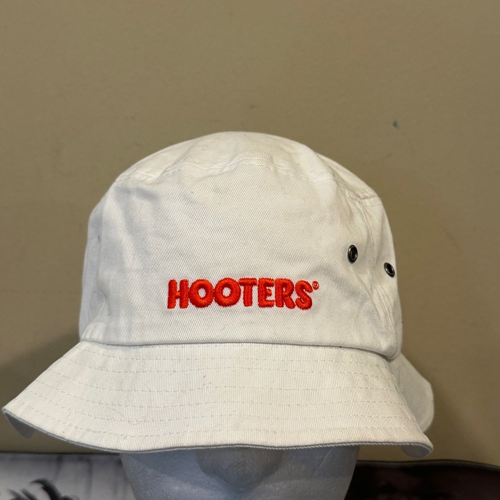 Hooters White Bucket Hat Big Accessories Embroidered Logo size L/XL